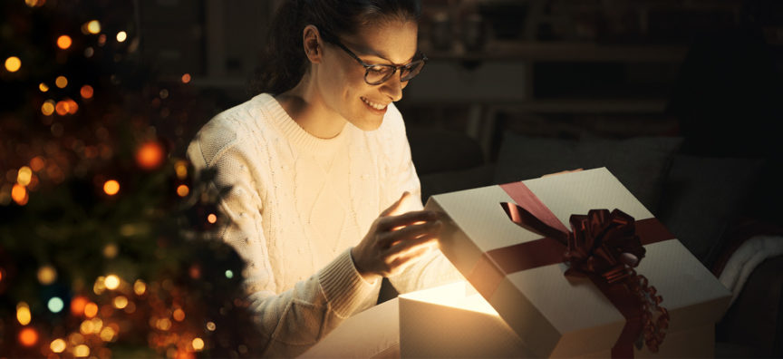 How custom holiday gifts can be the much-needed light during dark times